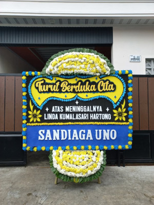 Papan Bunga Duka di Sungai Kanan